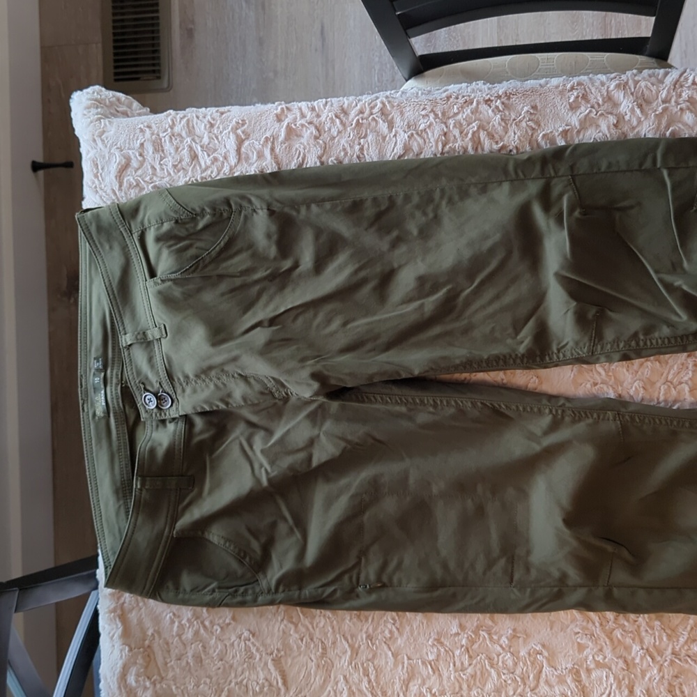 Prana Halle Straight Pant. Size 10, green
